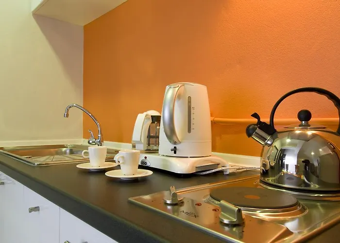 Aparthotel T Series Place Serviced