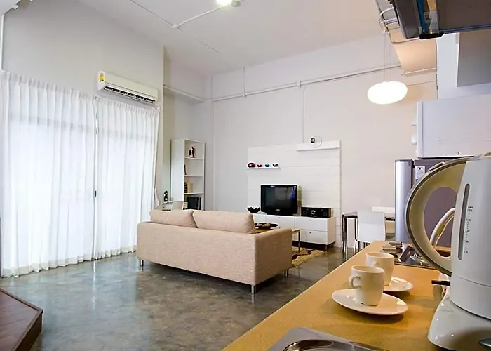 T Series Place Serviced Lägenhetshotell Bangkok